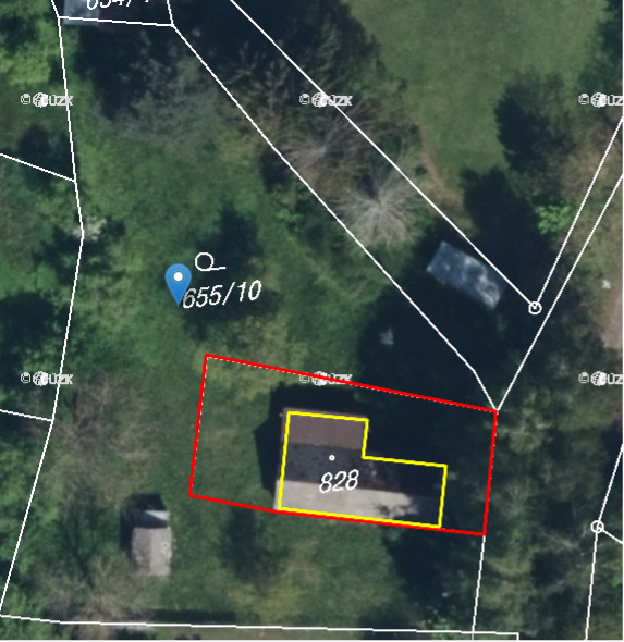 Pozemek ps&iacute;ho &uacute;tulku v Heřmanově Městci